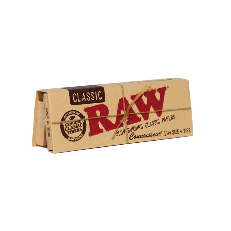 RAW Classic Connoisseur 1 1/4 rolling papers